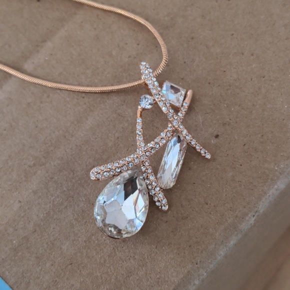 Rose Gold Fashion Necklace - Picture 1 of 4